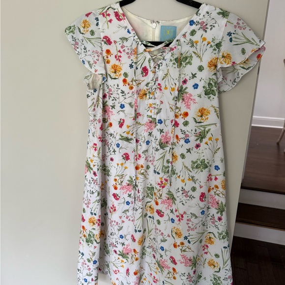 CeCe Dresses & Skirts - CeCe Shift Dress Multicolor White Floral Lined Lace Up Cap Sleeve SZ 0